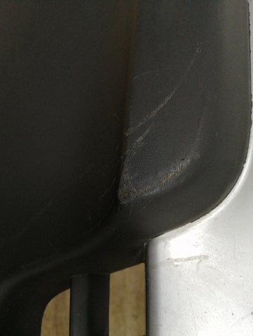 Фотография детали AA038174; Бампер передний; под паркт.; без омыват. (96660434) для Opel Antara (2007 - 2011)/БУ; Оригинал; Р1, Мелкий дефект; . Фото номер 11