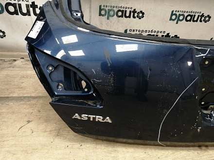 AA038142; Крышка багажника (13288625) для Opel Astra/БУ; Оригинал; Р3, Под восстановление; 