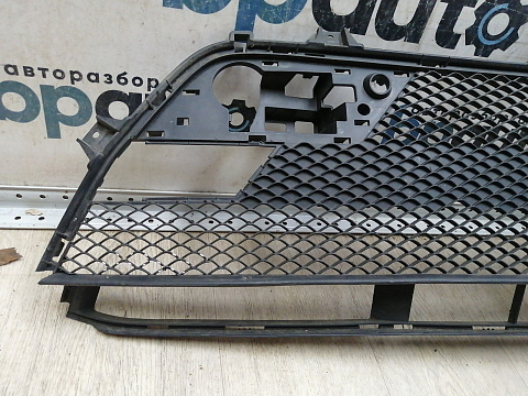 Фотография детали AA046139; Решетка переднего бампера, AMG; под паркт. (A1668855022) для Mercedes-Benz GL-klasse II (X166) (2012-2016)/БУ; Оригинал; Р1, Мелкий дефект; . Фото номер 5