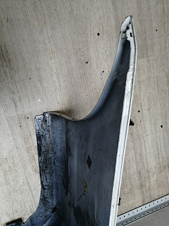 AA044345; Бампер задний; без паркт. (52159-12B30) для Toyota Corolla 150 рест. (2010-2013)/БУ; Оригинал; Р1, Мелкий дефект; 