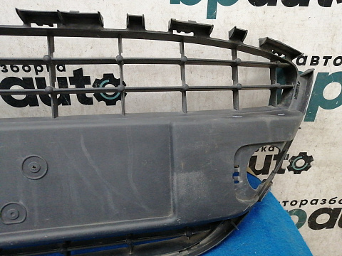 Фотография детали AA032267; Решетка переднего бампера (8A6117B968DB) для Ford Fiesta VI (2008-2013)/БУ; Неоригинал; Р1, Мелкий дефект; . Фото номер 2