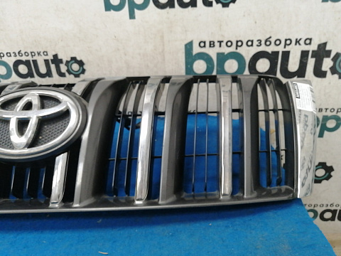 Решетка радиатора Тойота Land Cruiser Prado 150 2010 — 2013, б/у, фото 5