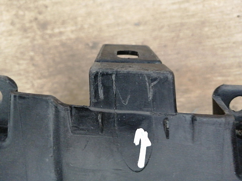 Фотография детали AA034525; Юбка переднего бампера под накладку (86525-2BAA0) для Hyundai Santa Fe II рест. (2010-2012)/БУ; Оригинал; Р2, Удовлетворительное; . Фото номер 19