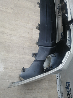 AA045980; Бампер передний; под паркт.; под омыват. (52119-60E01) для Toyota Land Cruiser Prado 150 (2010 — 2013)/БУ; Оригинал; Р1, Мелкий дефект; 