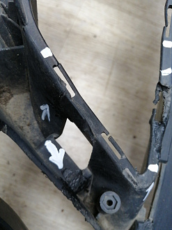 AA045518; Бампер передний; под паркт.; под омыват. (4L0 807 437 H) для Audi Q7 I рест. (2010-2015)/БУ; Оригинал; Р1, Мелкий дефект; 