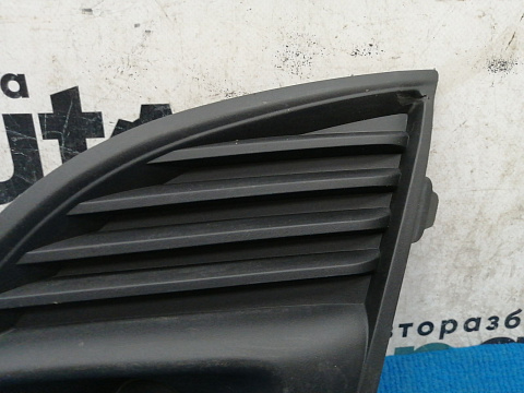 Фотография детали AA036722; Заглушка ПТФ левая, матовая (95093364) для Chevrolet Cruze/БУ; Оригинал; Р1, Мелкий дефект; . Фото номер 4
