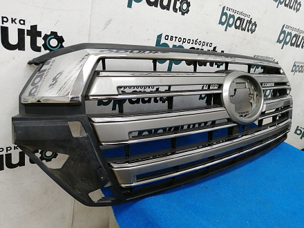 AA014955; Решетка радиатора (53114-60160) для Toyota Land Cruiser 200 рест.2 (2015 - н.в.)/БУ; Оригинал; Р2, Удовлетворительное; 