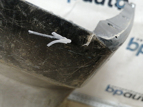 Фотография детали AA045380; Бампер задний; под паркт. (6410C779) для Mitsubishi Pajero Sport III (2015-2020)/БУ; Оригинал; Р1, Мелкий дефект; . Фото номер 18