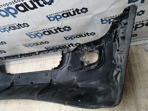 Фотография детали AA045734; Бампер передний; без паркт.; без омыват. (2E0807103) для Volkswagen Crafter (2006-2016)/БУ; Оригинал; Р1, Мелкий дефект; . Фото номер 22