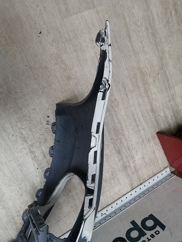 Фотография детали AA045713; Бампер передний, GTI; под паркт.; под омыват. (5K0807221T) для Volkswagen Golf/БУ; Оригинал; Р1, Мелкий дефект; . Фото номер 13