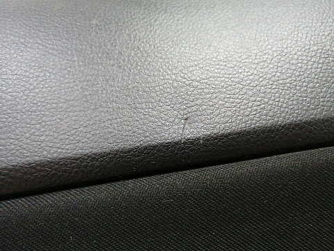 Фотография детали AA022396; Обшивка задней левой двери (BBM4-68-560) для Mazda 3 BL/БУ; Оригинал; Р1, Мелкий дефект; . Фото номер 5