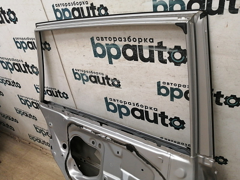 Фотография детали AA043319; Дверь задняя левая, под расширитель, не Long (67004-42100) для Toyota Rav4/БУ; Оригинал; Р3, Под восстановление; . Фото номер 23