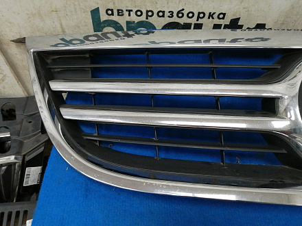 AA028297; Решетка радиатора (5N0853651C) для Volkswagen Tiguan I (2007- 2011)/БУ; Оригинал; Р2, Удовлетворительное; 