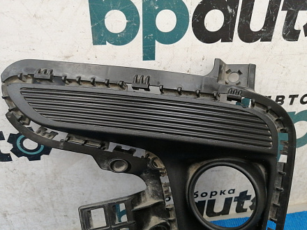 AA036586; Накладка ПТФ левая (86523-H0000) для Kia Rio IV Sedan (2017- 2020)/БУ; Оригинал; Р1, Мелкий дефект; 