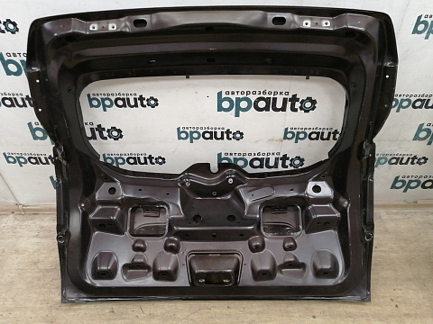 Фотография детали AA037964; Крышка багажника (901523137R) для Renault Kaptur/БУ; Оригинал; Р2, Удовлетворительное; . Фото номер 14