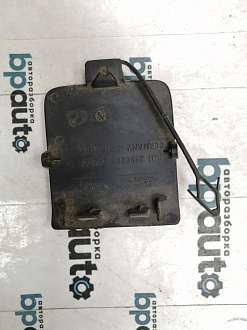 AA029608; Заглушка буксир. крюка переднего бампера (51112990204) для BMW Х1 I (E84) (2009-2012)/БУ; Оригинал; Р1, Мелкий дефект; 