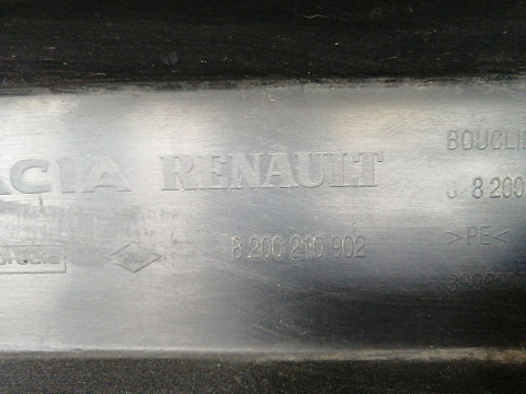 Фотография детали AA033286; Бампер задний; без паркт. (8200697213) для Renault Logan I (2004-2009)/БУ; Оригинал; Р1, Мелкий дефект; . Фото номер 22