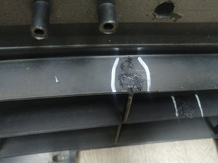 AA045775; Бампер передний; без паркт.; под омыват. (KD45-50031) для Mazda CX-5/БУ; Оригинал; Р1, Мелкий дефект; 