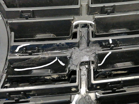 Фотография детали AA033303; Решетка радиатора (3C8853653A) для Volkswagen Passat CC рест. (2012-2017)/БУ; Оригинал; Р2, Удовлетворительное; . Фото номер 25
