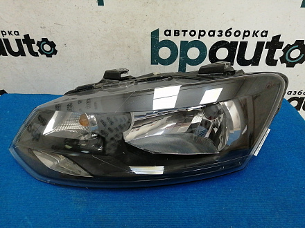 AA042404; Фара галоген левая (6RU941015) для Volkswagen Polo V Sedan (2010-2014)/БУ; Оригинал; Р1, Мелкий дефект; 