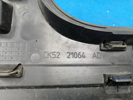AA017411; Накладка на дверь передняя правая (CK52-21064-ADW) для Land Rover Range Rover/БУ; Оригинал; Р1, Мелкий дефект; 