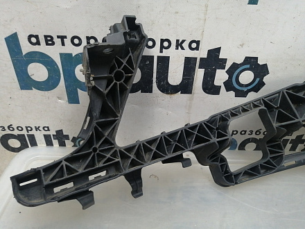 AA045504; Кронштейн, каркас переднего бампера правый (A2048850865) для Mercedes-Benz C-klasse III (W204) (2006-2011)/БУ; Оригинал; Р0, Хорошее; 