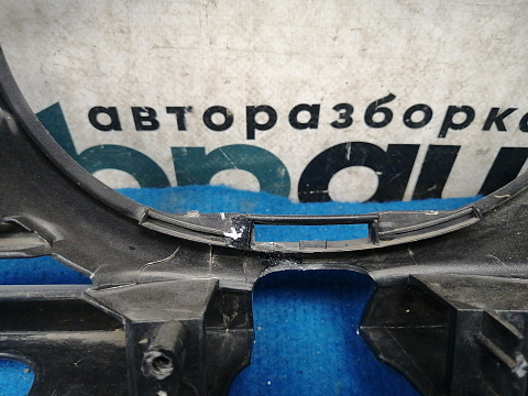 Фотография детали AA034638; Решетка радиатора; под камер. (53101-60790) для Lexus GX460 II (2009 — 2013)/БУ; Оригинал; Р2, Удовлетворительное; . Фото номер 11