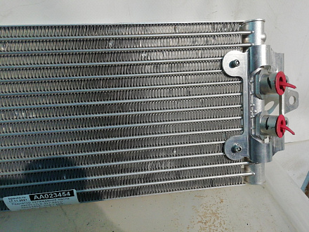 AA023454; Радиатор охлаждения масла АКПП (7L0 317 021)/Нов с деф; Оригинал; Р1, Мелкий дефект; 