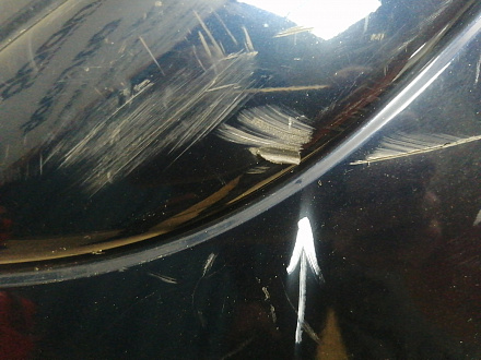 AA046011; Бампер передний; без паркт.; под омыват. (62022-BH10H) для Nissan Note I рест. (2009-2013)/БУ; Оригинал; Р1, Мелкий дефект; 