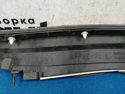 Фотография детали AA036695; Уплотнитель переднего левого крыла, верхний (53808-48041) для Toyota Highlander II рест. (2010 - 2013)/Нов; Оригинал; . Фото номер 9