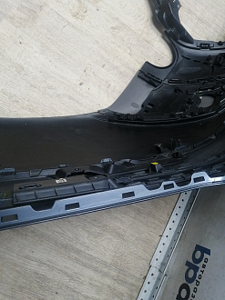 AA046014; Бампер задний; под паркт. (J8A2-17A958-AB) для Land Rover Range Rover Velar L560 (2017 - 2023)/БУ; Оригинал; Р1, Мелкий дефект; 