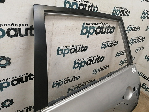 Фотография детали AA043319; Дверь задняя левая, под расширитель, не Long (67004-42100) для Toyota Rav4/БУ; Оригинал; Р3, Под восстановление; . Фото номер 2