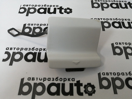 AA045003; Заглушка буксир. крюка заднего бампера (51127184784) для BMW 5 серия VI Sedan (F10) (2009-2013)/БУ; Оригинал; Р0, Хорошее; 