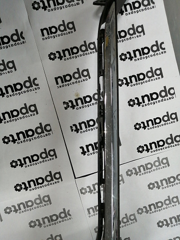 Фотография детали AA045543; Решетка переднего бампера под фарой, правая (760 853 598 A) для Volkswagen Touareg III (2018- 2023)/БУ; Оригинал; Р2, Удовлетворительное; . Фото номер 3