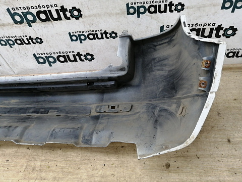 Фотография детали AA021233; Бампер задний, окрашенный низ; без паркт. (8H52-17775-B) для Land Rover Freelander/БУ; Оригинал; Р1, Мелкий дефект; . Фото номер 11