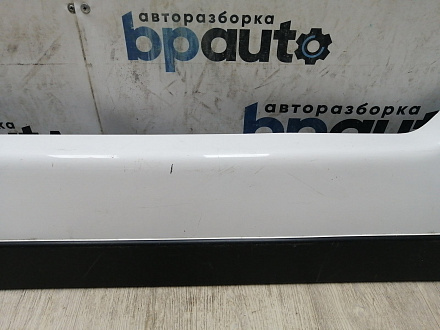 AA045061; Накладка крышки багажника нижняя, пластик (90901-JG00A) для Nissan X-Trail T31/БУ; Оригинал; Р1, Мелкий дефект; 