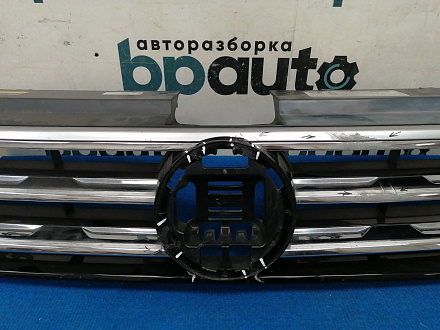 AA037791; Решетка радиатора (5NA853653) для Volkswagen Tiguan II (2016- 2020)/БУ; Оригинал; Р2, Удовлетворительное; 