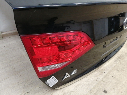 AA037251; Крышка багажника (8K5827023AE) для Audi A4 IV (B8) Sedan (2007-2011)/БУ; Оригинал; Р0, Хорошее; 