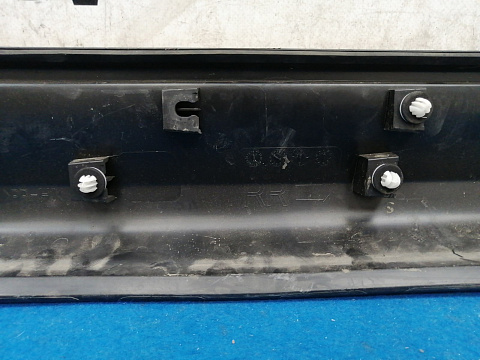 Фотография детали AA035365; Накладка задней левой двери (KB7W-51RD1) для Mazda CX-5 II (2017-2021)/БУ; Оригинал; Р1, Мелкий дефект; . Фото номер 7