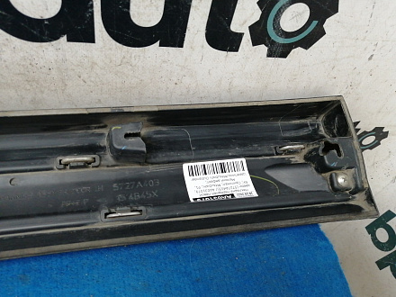 AA031079; Накладка передней левой двери (5727A403) для Mitsubishi Outlander/БУ; Оригинал; Р1, Мелкий дефект; 