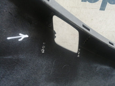 AA045979; Бампер передний; без паркт.; под омыват. (5K0807221) для Volkswagen Golf/БУ; Оригинал; Р1, Мелкий дефект; 