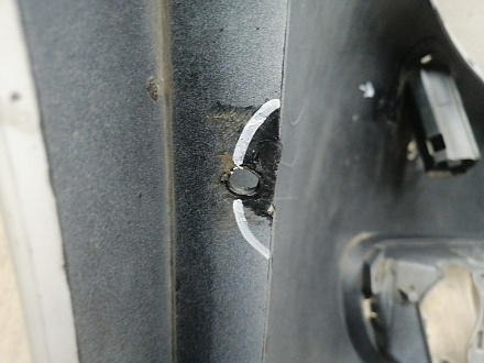 AA045981; Бампер передний; под паркт.; под омыват. (5K0807221) для Volkswagen Golf/БУ; Оригинал; Р1, Мелкий дефект; 