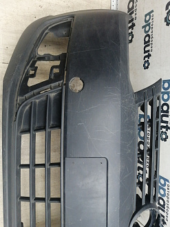 AA045718; Бампер передний; без паркт.; без омыват. (2K5807221A) для Volkswagen Caddy III рест. (2010-2015)/БУ; Оригинал; Р1, Мелкий дефект; 