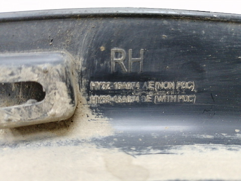 Фотография детали AA019899; Накладка на крыло передняя правая, матовая; под паркт. (HY32-16A074) для Land Rover Discovery V (2017 - н.в.)/БУ; Оригинал; Р1, Мелкий дефект; . Фото номер 6