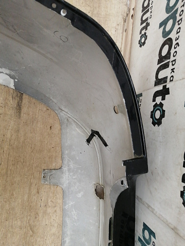 Фотография детали AA038259; Бампер задний; под паркт. (8M51-F17906-ACW) для Ford Focus II Sedan рест. (2007- 2011)/БУ; Оригинал; Р1, Мелкий дефект; . Фото номер 11