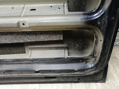 Фотография детали AA045479; Дверь сдвижная левая (7H0843107) для Volkswagen/БУ; Оригинал; Р2, Удовлетворительное; . Фото номер 27