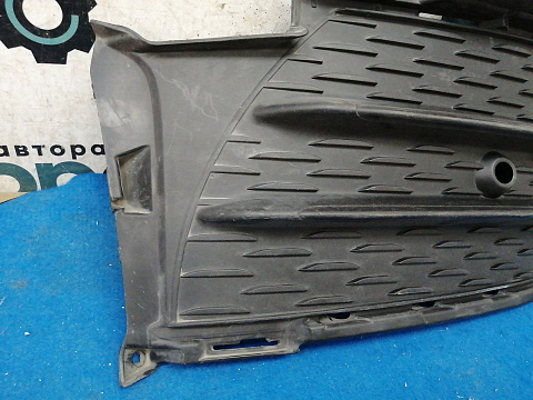 Фотография детали AA033823; Решетка переднего бампера правая, AMG (A2538858104) для Mercedes-Benz GLC-klasse I рест. (X253) (2019-н.в.)/БУ; Оригинал; Р1, Мелкий дефект; . Фото номер 4