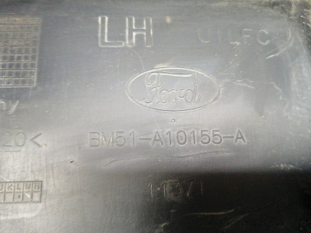 AA034715; Накладка порога левая (BM51-A10155) для Ford Focus/БУ; Оригинал; Р1, Мелкий дефект; 