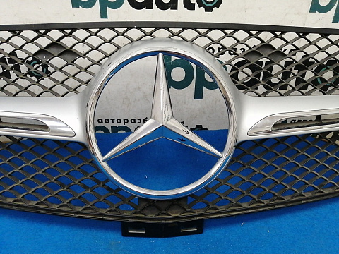 Фотография детали AA028372; Решетка радиатора (A2928880060) для Mercedes-Benz GLE coupe I (С292) (2015-2019)/БУ; Оригинал; Р2, Удовлетворительное; . Фото номер 3