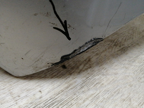 Фотография детали AA046128; Бампер передний; под паркт.; под омыват. (7S71-17757-A) для Ford Mondeo/БУ; Оригинал; Р1, Мелкий дефект; . Фото номер 3